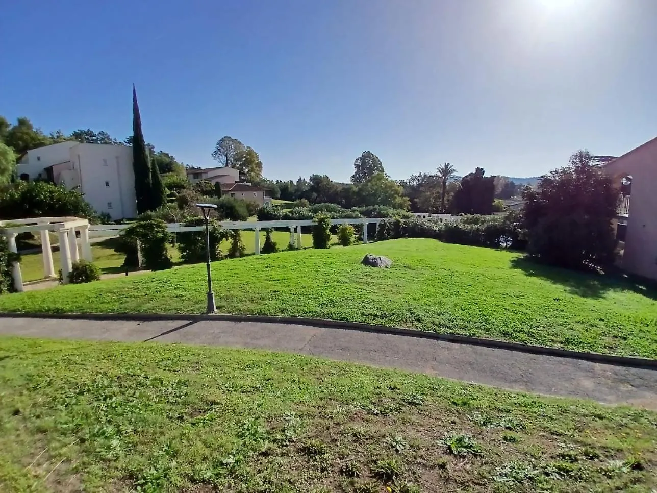 Appartement Grimaud Bord De Mer location