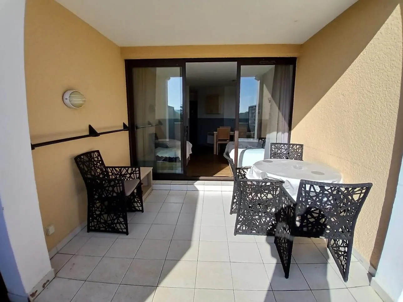 Appartement Grimaud Bord De Mer アパート